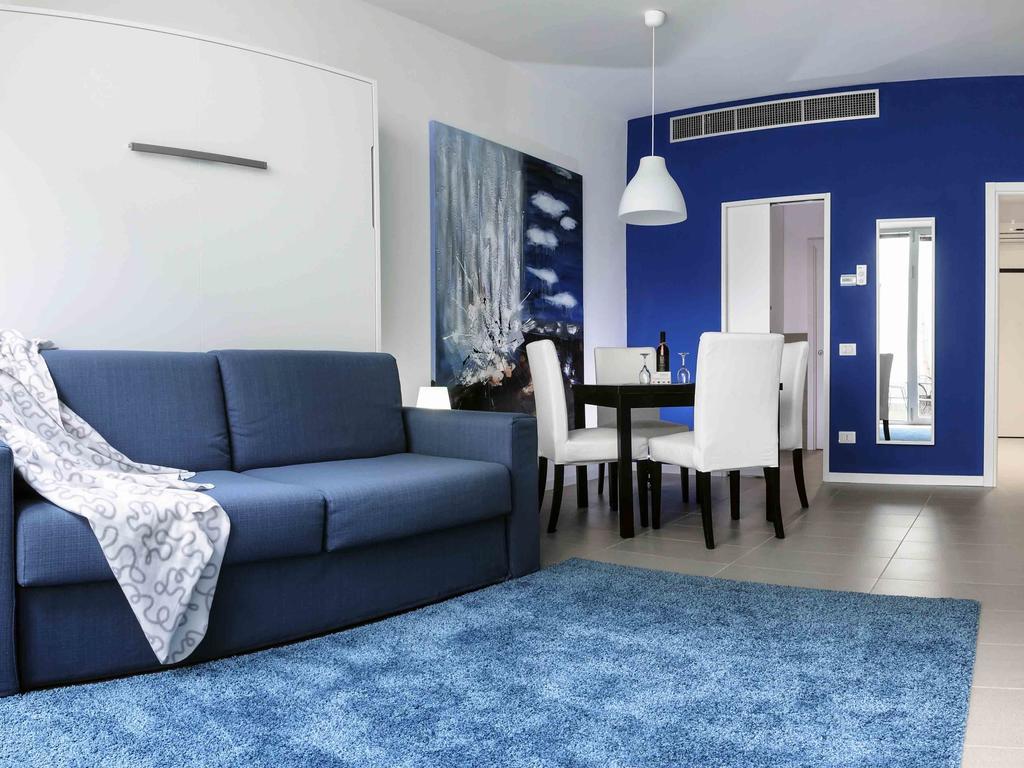 Comoloft Room photo