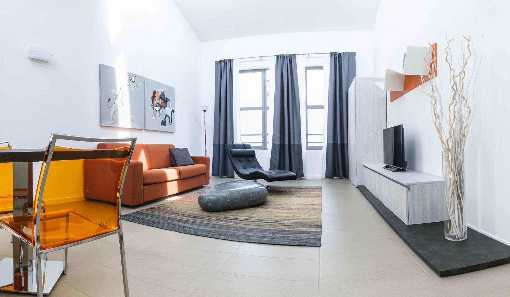 Comoloft Room photo